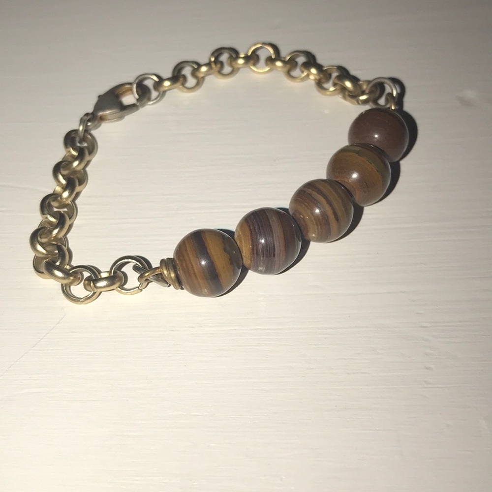 Beaded bracelet